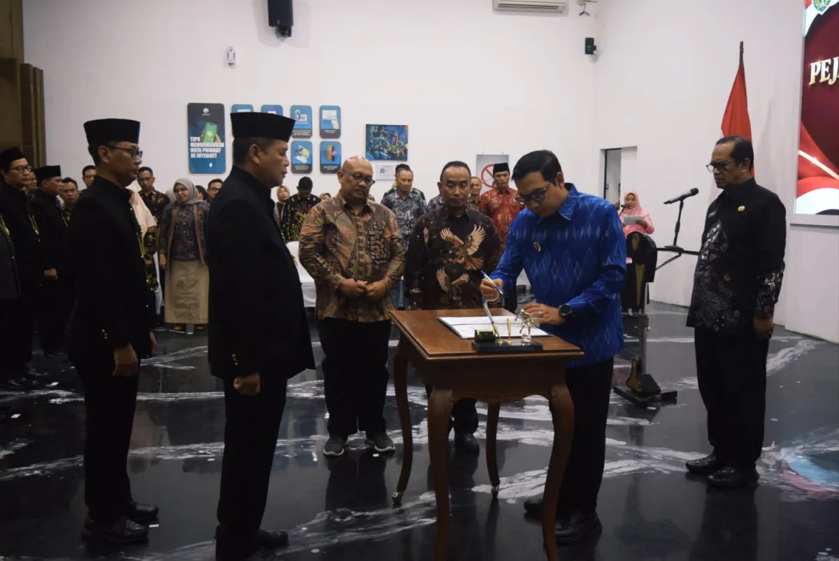 Plt Wali Kota Madiun Rotasi Enam Pejabat Eselon IIB, Ini Jabatan Barunya