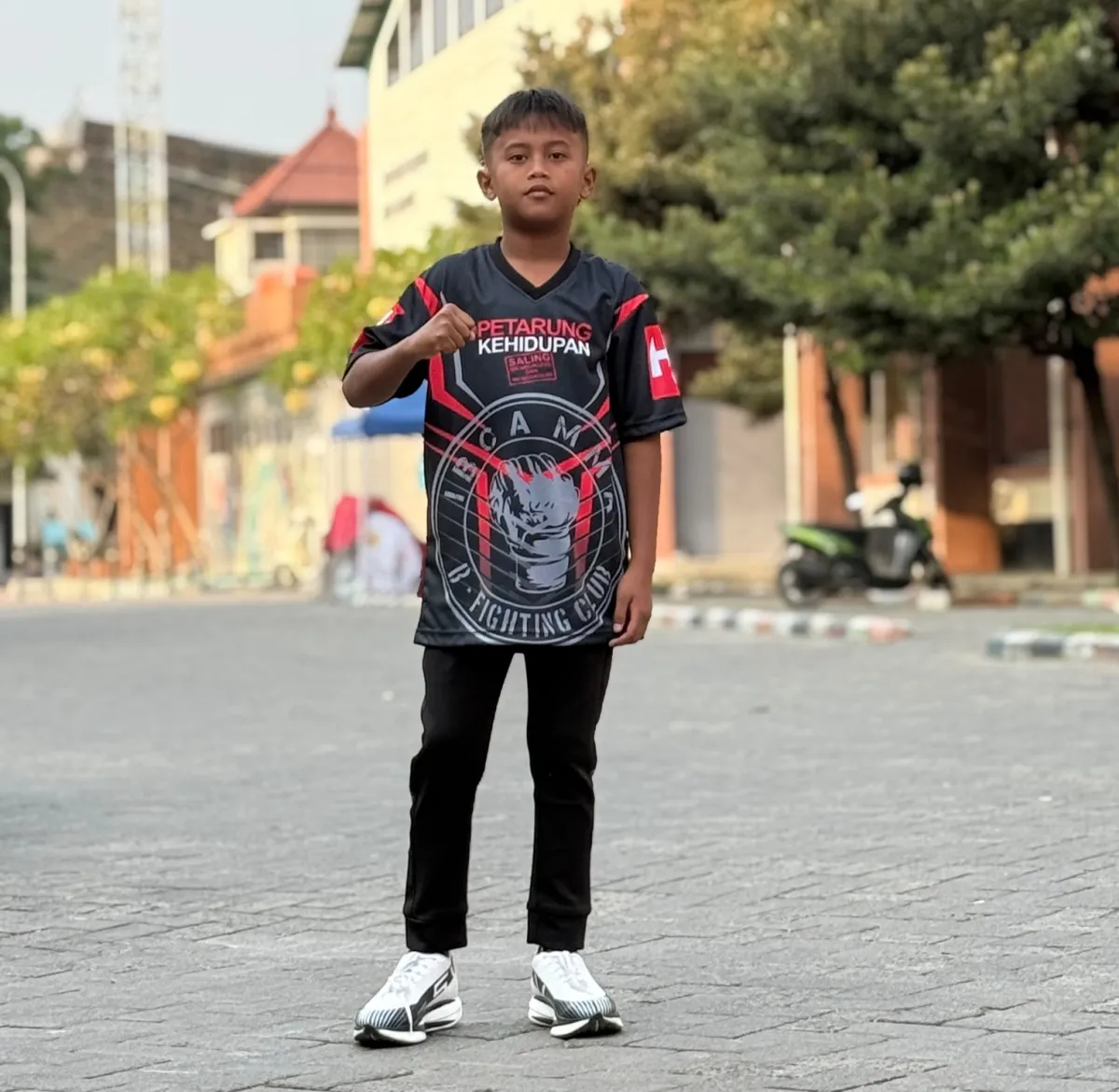 Atlet Junior PTKN Elanno Arka Tundukkan Wakil Tuan Rumah, Bawa Pulang Emas