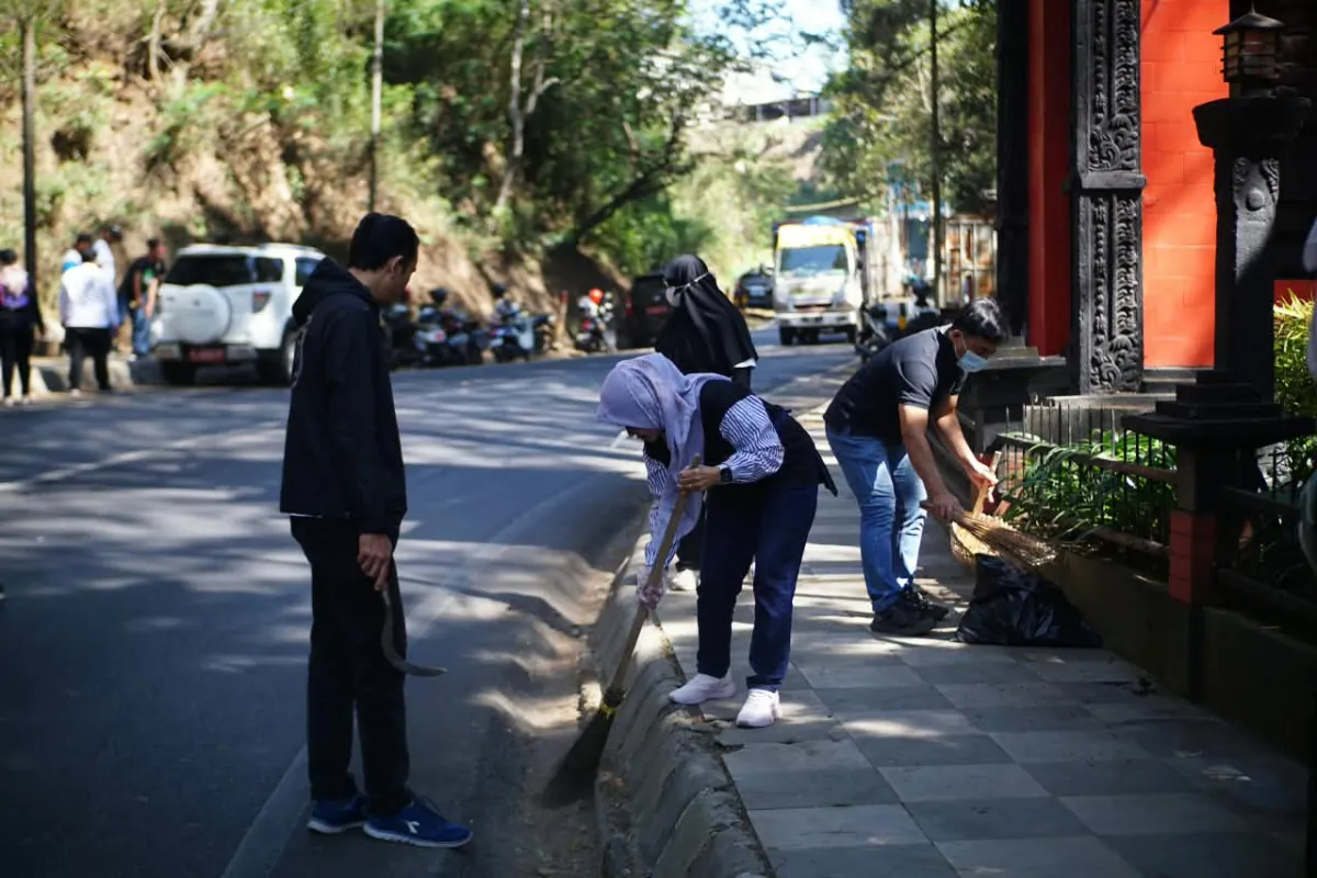 Bukan Sekadar Bersih-Bersih, Nurochman Minta ASN Batu Ubah Perilaku Soal Sampah