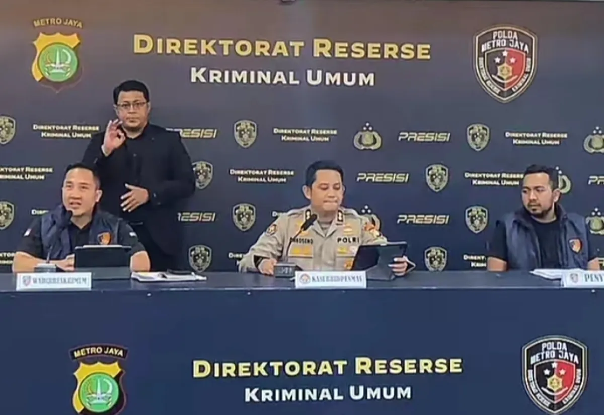 konferensi pers kepada awak media, di Polda Metro Jaya, Rabu (30/9/2026). Foto: Humas