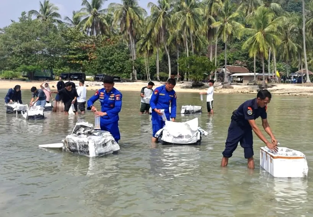 Rumah Disulap Jadi Gudang Packing, 225 Ribu Benih Lobster Disergap Polisi