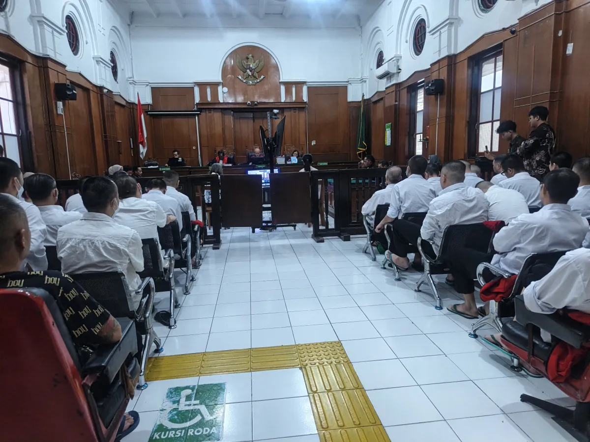Hakim Tolak Eksepsi 41 WNA Kasus Online Scam, Sidang Masuk Pembuktian