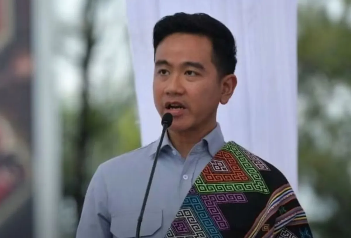 Ijazah Gibran Akhirnya Terbongkar di MK! Kemendikdasmen Akui...