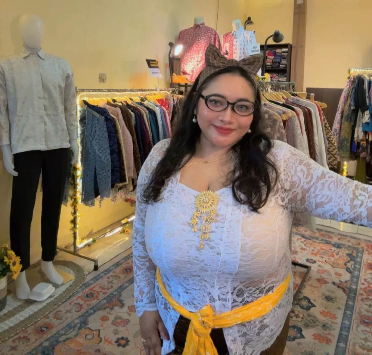 Dari Kondangan ke Konser, Batik Daun Indonesia Bidik Gaya Fashion Gen Z