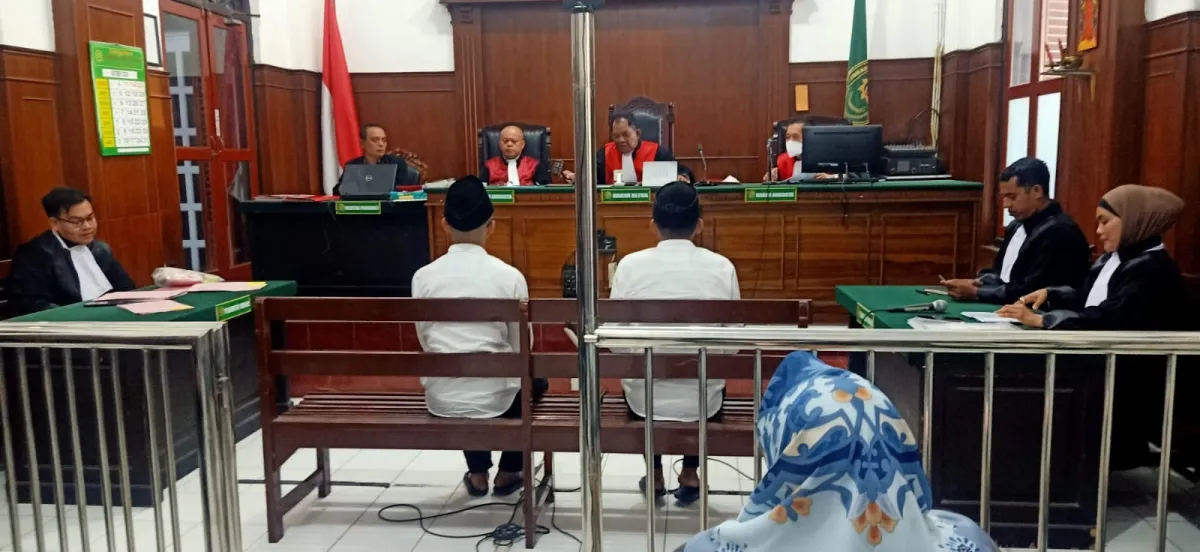 CCTV Diputar di Sidang, Haji Yus Akui Pukul Louis Tiga Kali